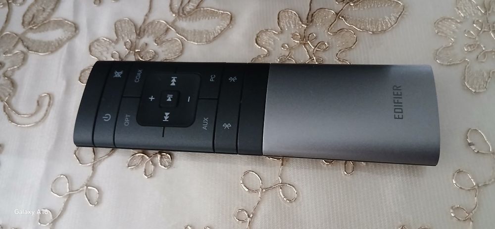 Продам свой Edifier s351db 2.1 в отличном состояние