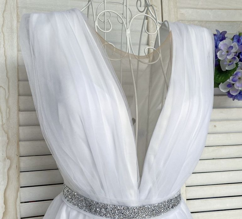 Сватбена рокля, с обувки и чанта