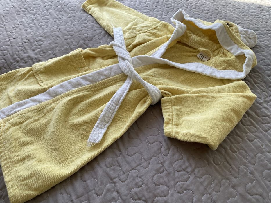 НОВ бебешки халат 92-98 размер