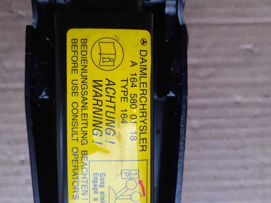 Cric,cheie de roti MERCEDES ML, GL, GLE, GLS, GLC, GLK, GLA