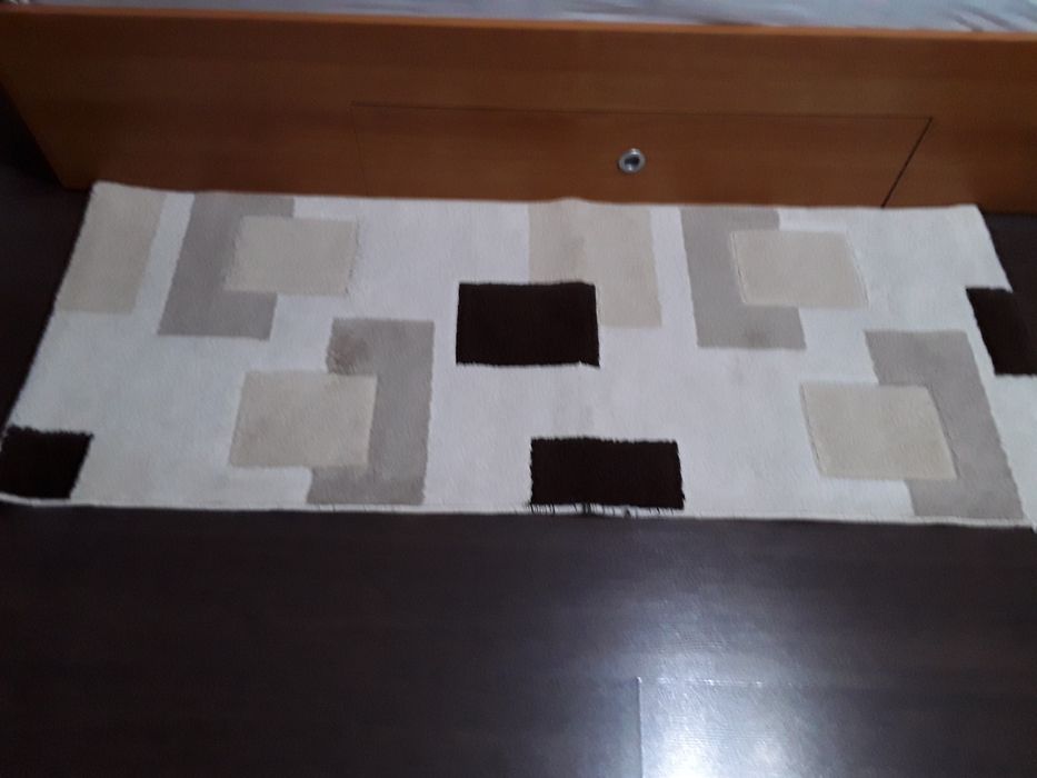 Vând Covor Dreptunghiular