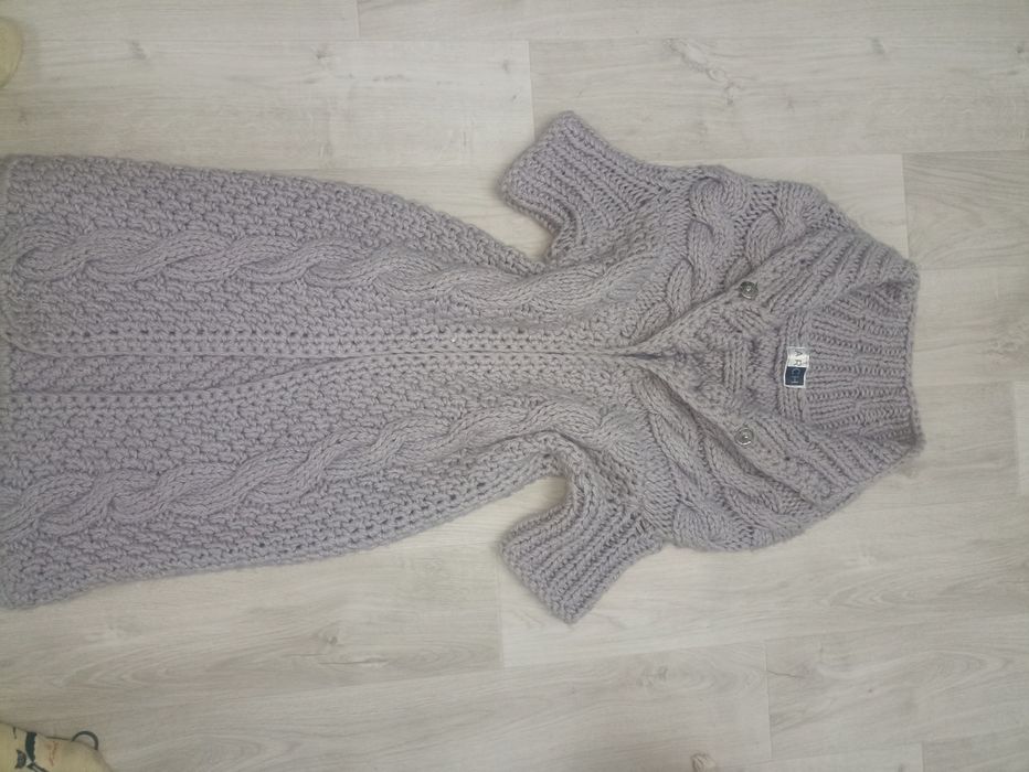 Продам кардиган куртки пальто 48/52
