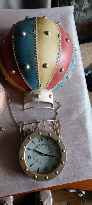 Часы настенные металлические