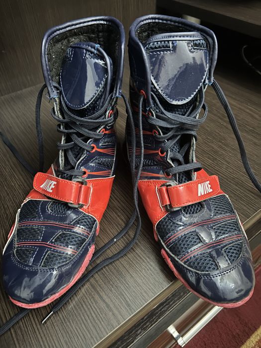 Продам боксерки профессиональные