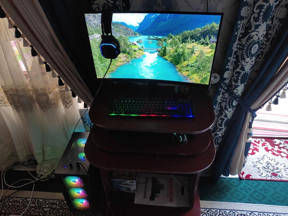 Zefler stol kampyuter uyin uchun  650$ kelishamiz Samarqand viloyati