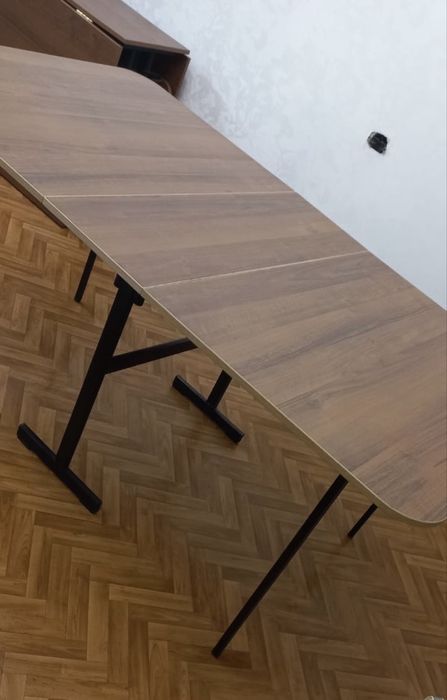 Продам стол-книжку