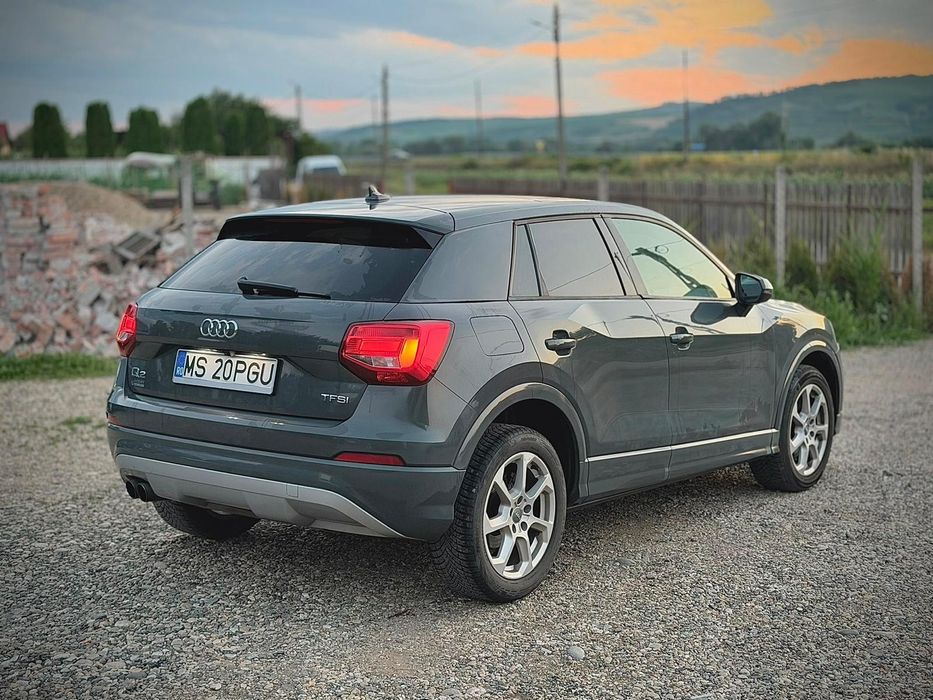 Vând Audi Q2 1.4 benz automat