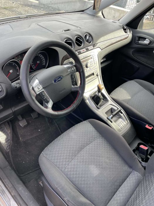 Ford Galaxy 2,0 140