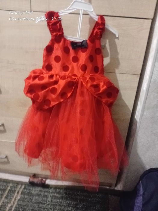Продам костюмы для малышей