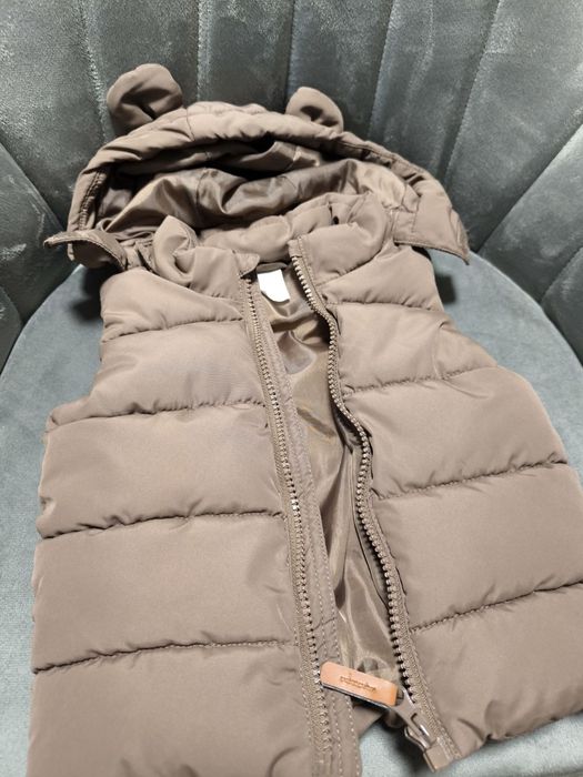 Елек H&M, размер 4-6 месеца, 68 см