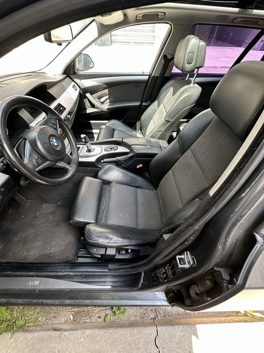 Полукожен Спортен салон (Рекаро) с подгрев + кори  на врати за BMW E61 (Комби) 2009 г. Фейслифт