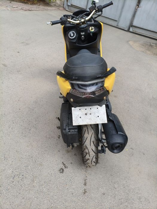 Продам мопед Yamaha majesty 155s