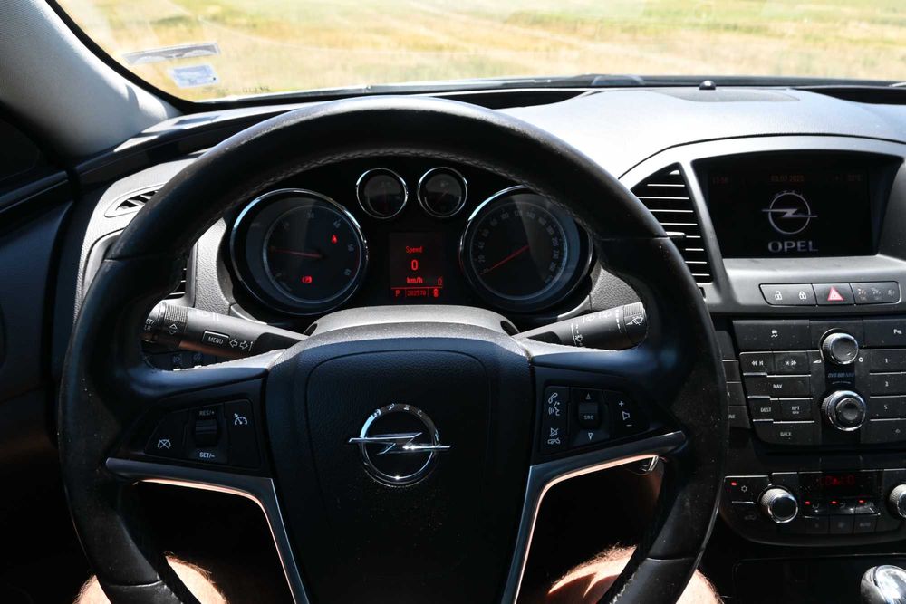 Opel Insignia  2.0CDTI