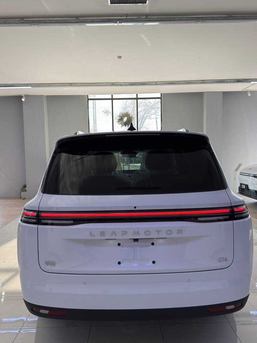 Leapmotor C16 premium dop 200 km naqd va nasiya