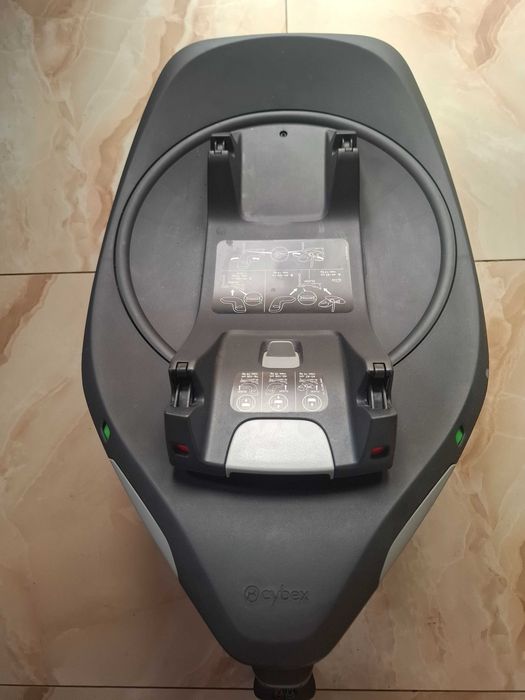 Baza isofix cybex cloud g i-size stare impecabilă