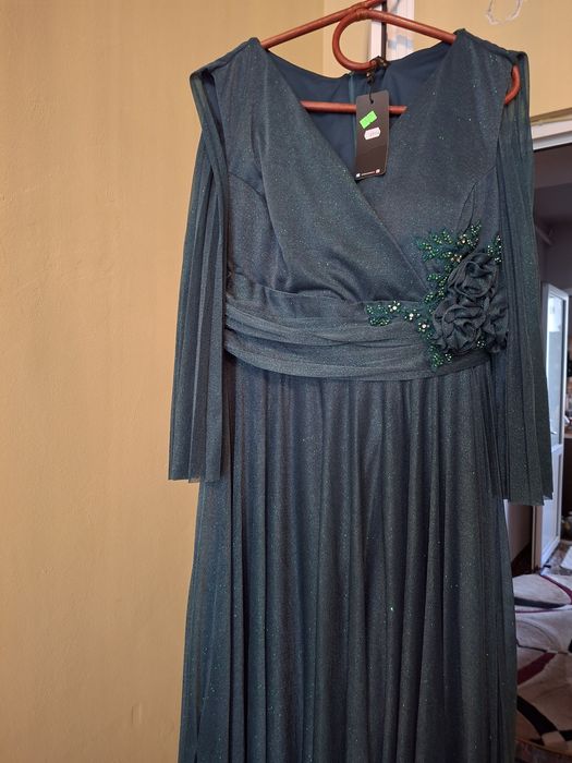 Rochie nou nouta cu eticheta