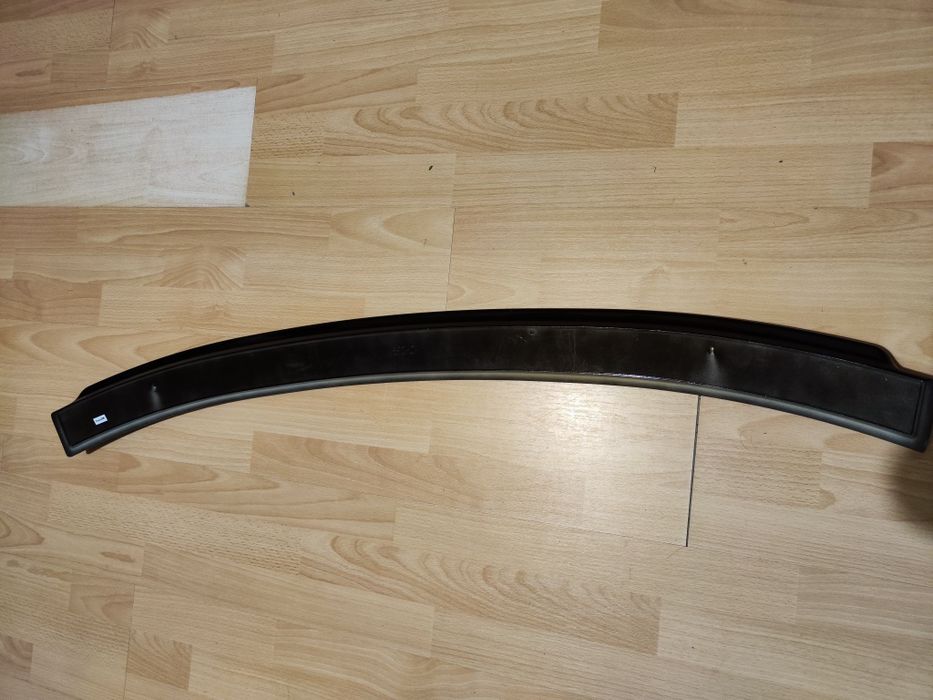 Eleron lip codita luneta BMW Seria 3 E92 model ACS negru lucios