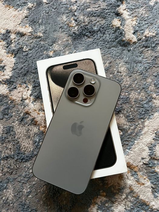 IPhone 15 pro 256  GB