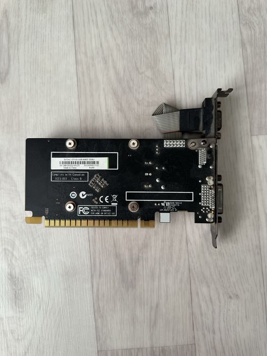 Продам видеокарту GT520 2GB 64BIT DDR3