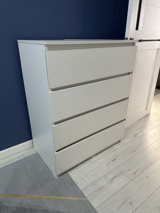 Продам белый комод