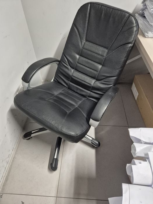 Кресло офисное  продам