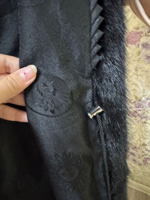 Продам шубу норковую