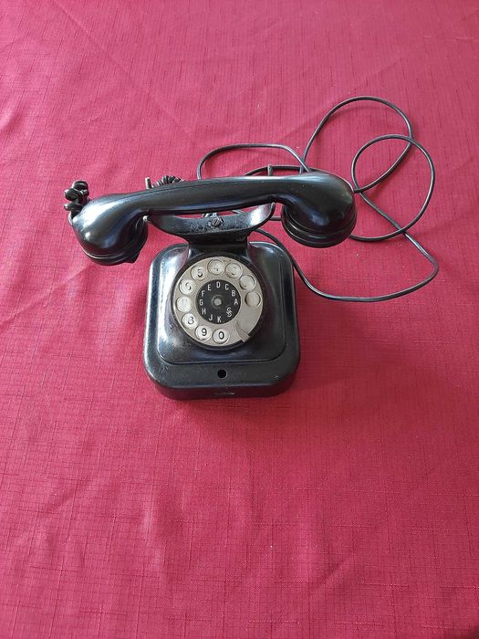 Ретро телефон с шайба