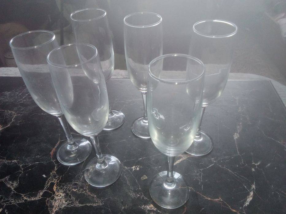 Бокалы для шампанского