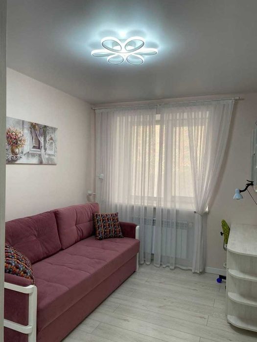 Дава се под наем Двустаен апартамент в София, Дружба 2 - 67 кв.м за 663 € - Снимка #1