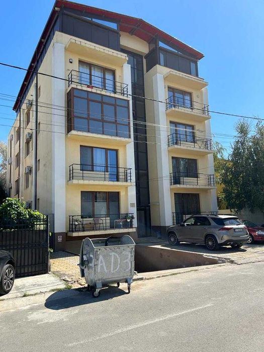 Apartament de vanzare sau de închiriat
