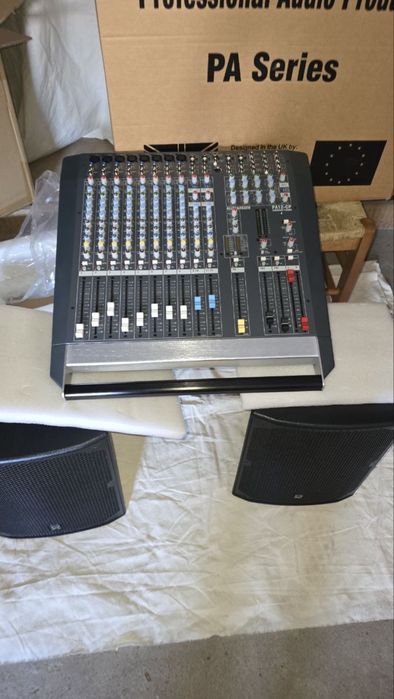 Микшерный пульт Allen & Heath