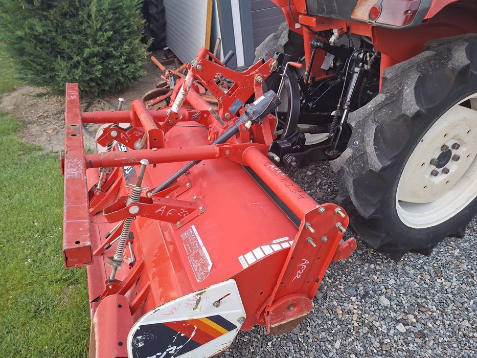 Tactor japonez kubota yanmar AF 24cp model mai nou  4x4