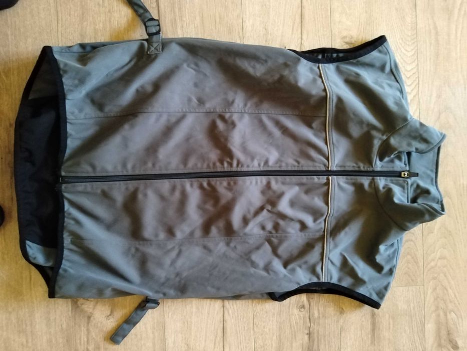 vesta softshell ciclism marime M