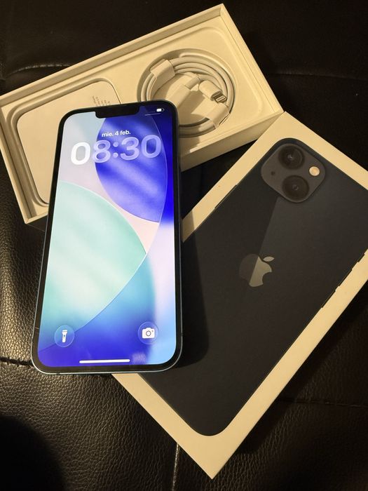 Apple iPhone 13 128GB Albastru aproape nou ideal pentru cadou resetat