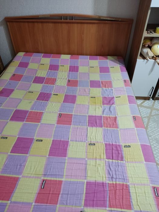 Срочно продам кровать