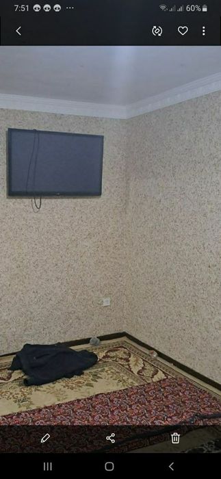 Продается 3 комнатная квартира. Этаж 1.  Радуга.