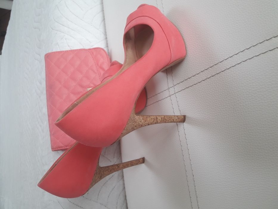 Дамски обувки