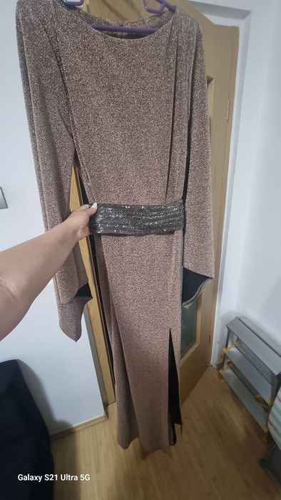 Vand rochita ocazii,lurex nisip.