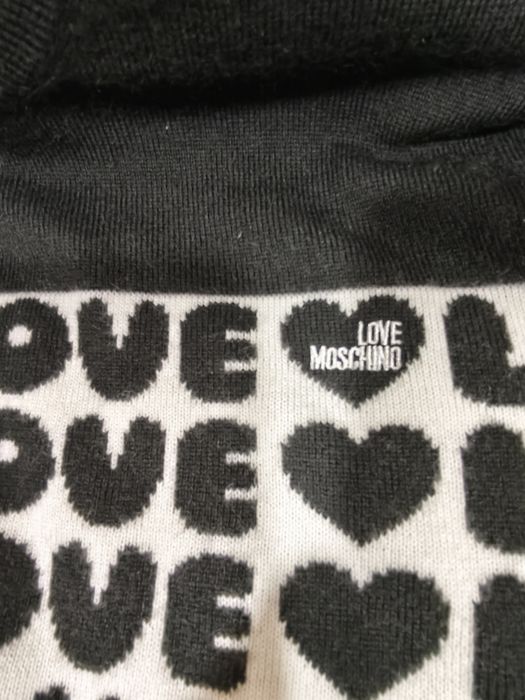 Оригинален пуловер Love Moschino