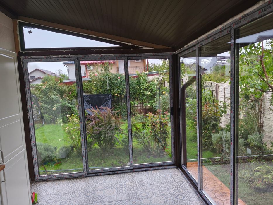 Tamplarie PVC / aluminiu /Inchidere balcoane , terase /pergole...