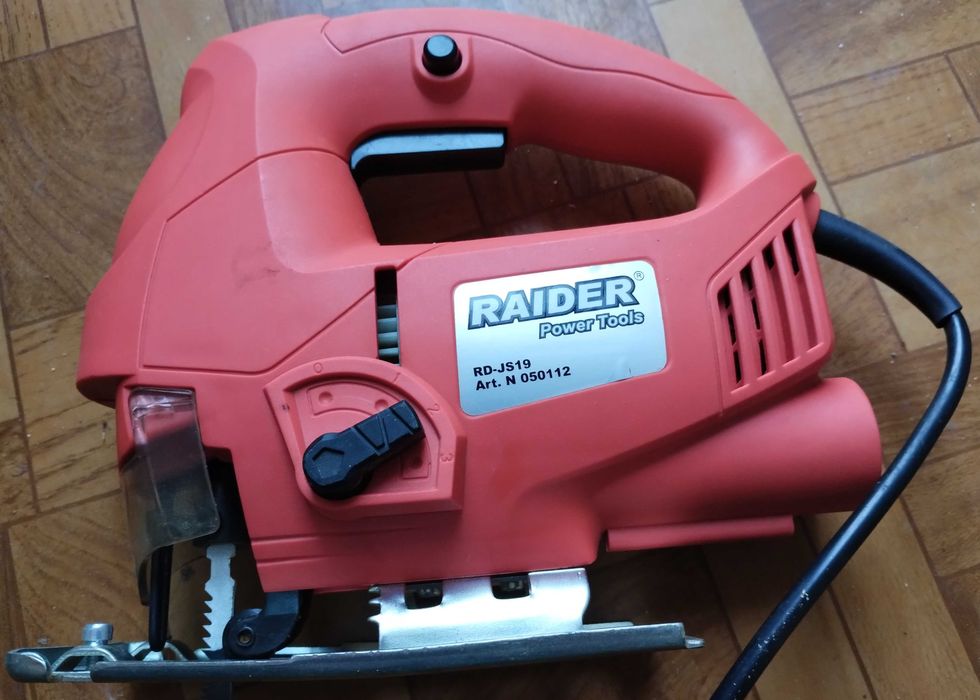Инструменти Raider Циркуляр,трион (Зеге),Ъглошлайф,Зарядно акумулатор
