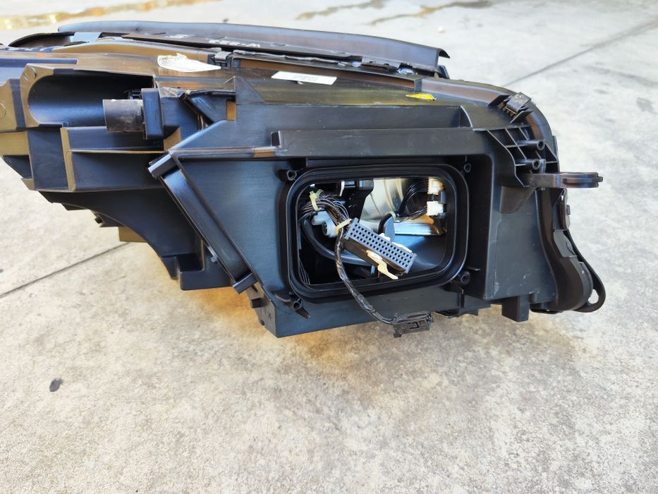 Фар за Mercedes S class W222