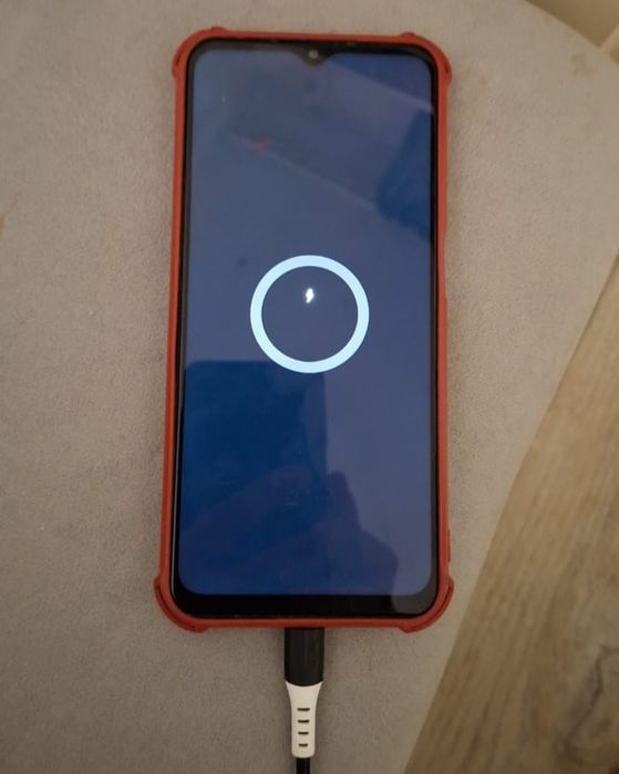 Продам телефон в хорошом состоянии