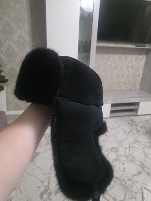 Продам норкувую шапку 59 размер