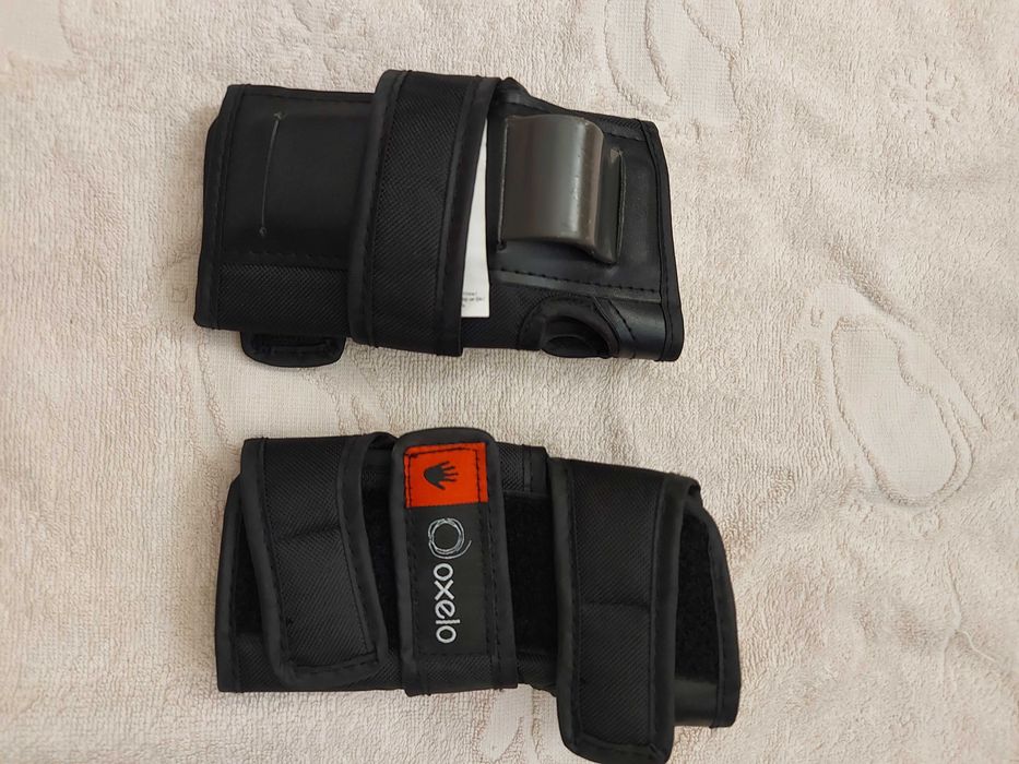 Manusi Protectie Inchietura Role / Skateboard Copii Marime XS