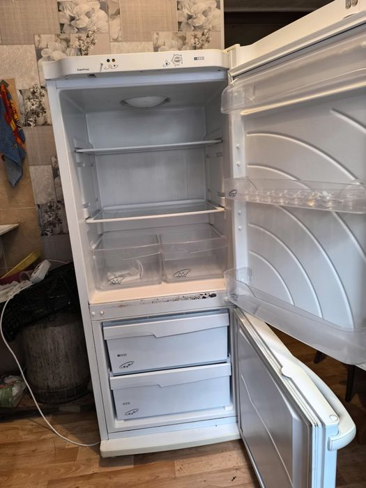 Продам холодильник