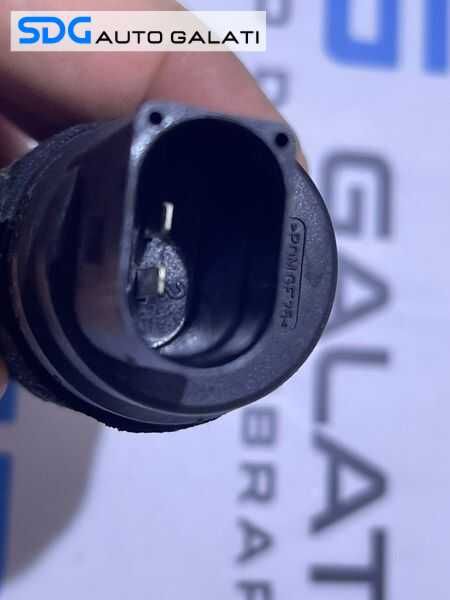 Pompa Pompita Motoras Vas Stropgel Lichid Parbriz VW Golf 5 2004 - 2008 Cod 8K9955647 [AV1210]