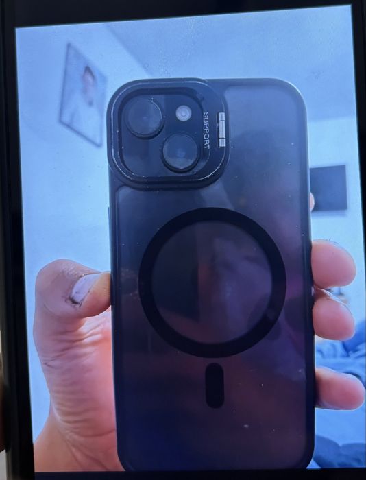 Vand iphone 15 simplu urgent