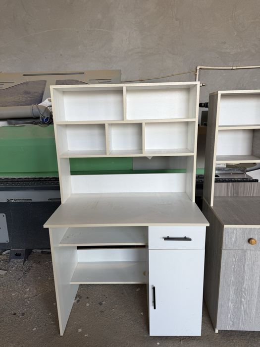 Darslik uchun parta , maktab uquvchilari uchun