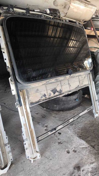 Люк rx 330 в сборе